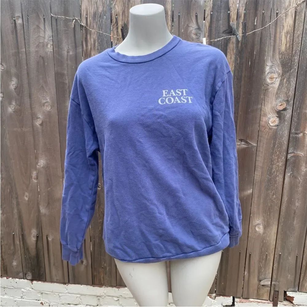T.la Blue east coast Women's Sweater size small